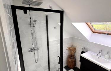 The Kent Cottage - luxury house with hot tub - Foto 28