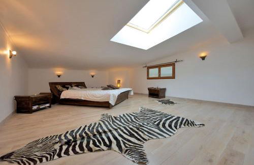 Loft d'exception 350m2 spacieux et lumineux avec piscine à 15 min de la mer - Foto 14