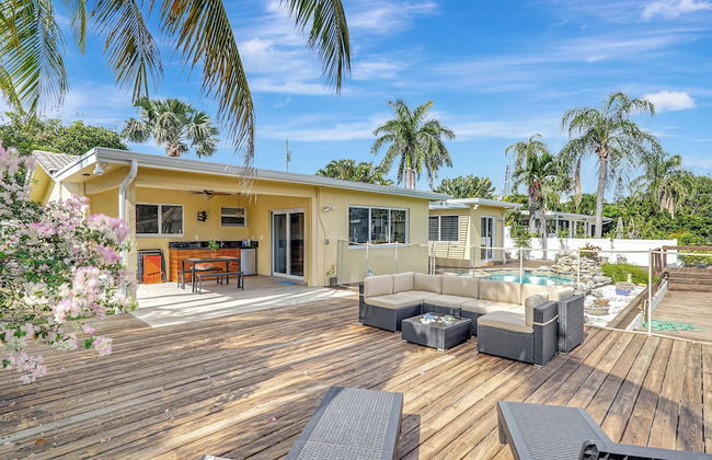 Waterfront Villa Private Pool! - Foto 32