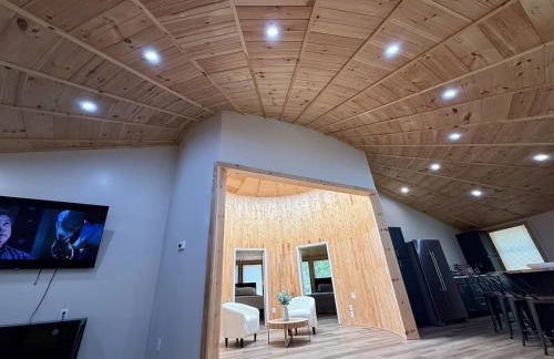 Stunning Lakefront Treehouse! Must book! - Foto 4