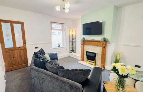 Bolton Terrace - 2 Bedrooms - Sleeps 4 - Photo 27