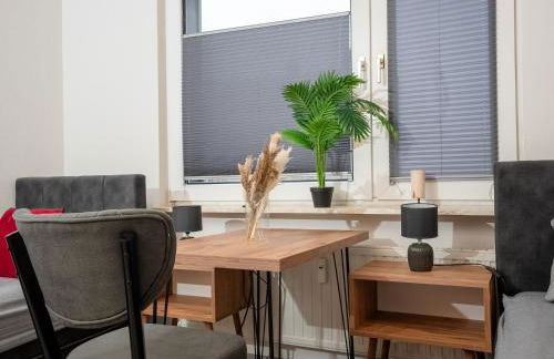 Livemore24 - Space in Duisburg WLAN - Smart-TV - 24-7 Check-in und Küche - Photo 2