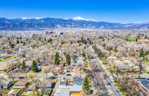 Olympic House Downtown w Hot Tub Fire pit & BBQ - Foto 51