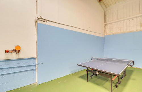 Community Indoor Pool Tannersville Townhome - Foto 32