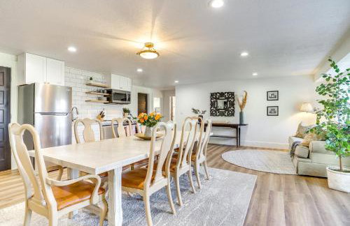 Private Pool and Hot Tub Luxe Unit Near UTA Train! - Foto 7