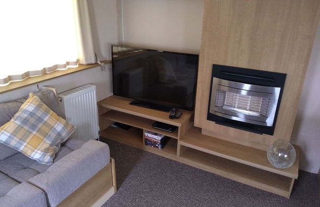 2 Bedroom 6 Berth Caravan With Decking - Foto 6