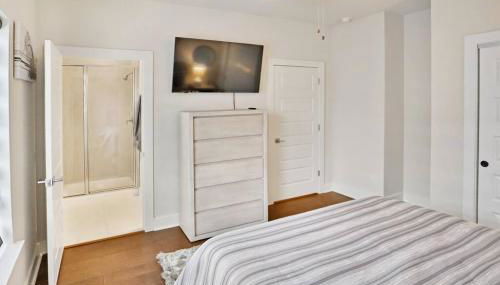 “I like sharing a bathroom,” said NO ONE. EVER. - Foto 2