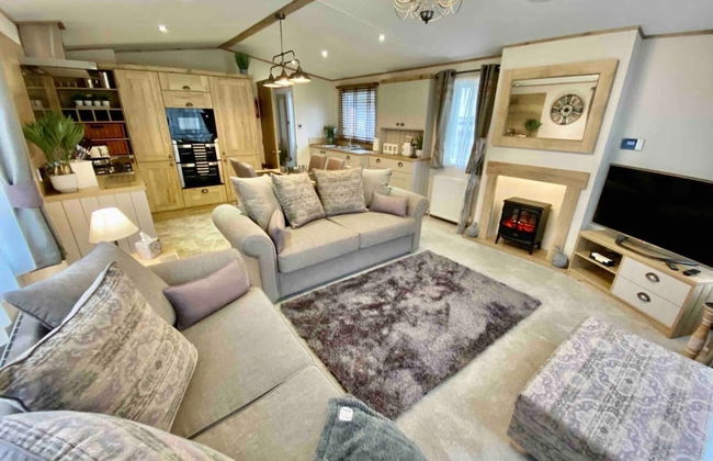 Stunning 2-bed Holiday Lodge Nr Padstow - Photo 1