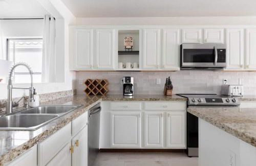 Copper Cactus House Pool, Spa, Golf! - Photo 8