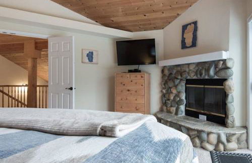 Tahoe Vista Home w/ Spa close to Northstar & Lake - Foto 29