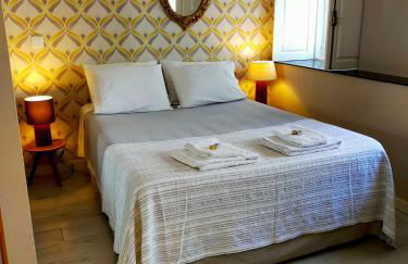 Nas Três Janelas - Foto 1