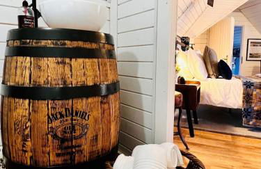 1 Secluded romantic cabin for two with outdoor bath! - Photo 10