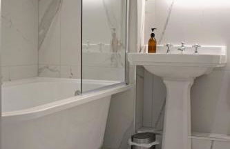 Gleneagles Luxury Apartment - Photo 20