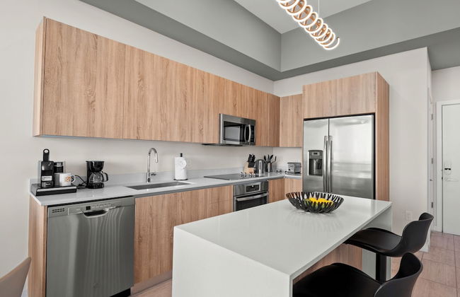 Modern Condo in Design District - Photo 22