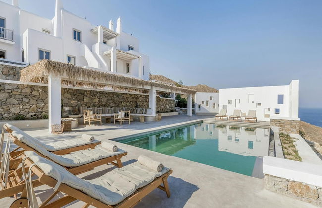 Stunning Villa With Modern Decor - Foto 30