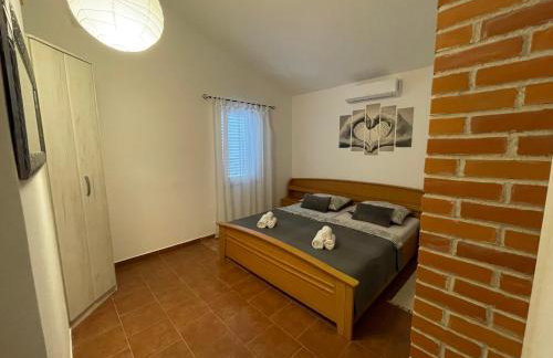 Holiday home with private pool and mini golf Fjaka, Zadar region - Photo 32