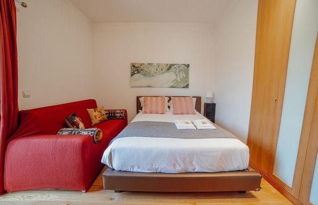 Arcozelo Pool Garage by Vacationy - Photo 12