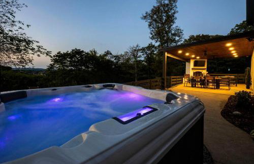 27 South - Large Lux Retreat With Hot Tub & Gameroom - Foto 9