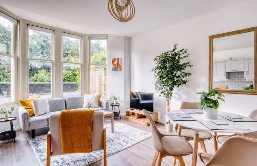 Stunning 2 Bed by the City Centre & Bute Park - Foto 13