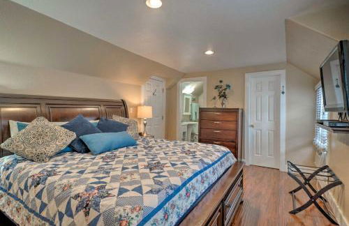 Creekside Home with Patio, Walk to Manitou Incline! - Foto 15