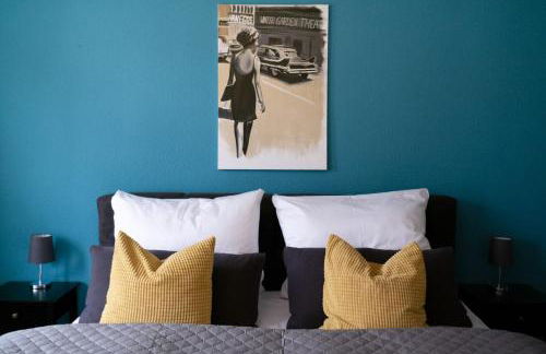 BELLA - Business&Family - 2 Zimmer direkt neben Schloß, Parkplatz, SmartTV, Netflix, Waschmaschine, 24h Checkin, 71qm, Kingsizebett, Hotelbettwäsche - Foto 19