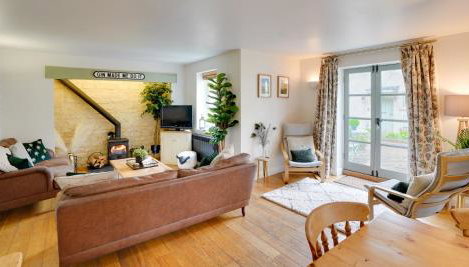 Toad Hall Pet-Friendly Family Stay, Lake Access - Foto 2