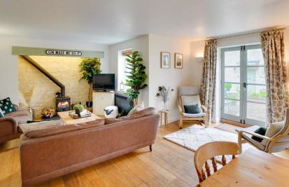 Toad Hall Pet-Friendly Family Stay, Lake Access - Foto 2