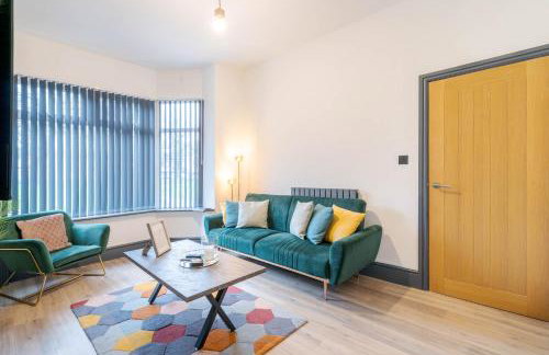 Spacious 3-Bedroom Home Near City Centre with Parking - Foto 10