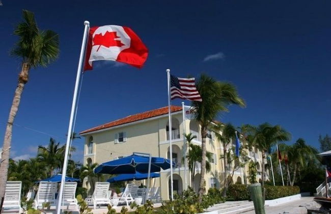 Paradise Harbour Club & Marina - Photo 32