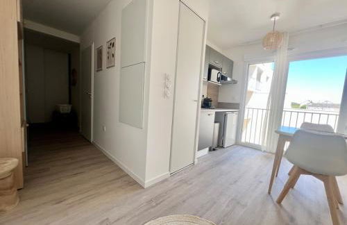 Studio Design & Confort Proche Plages et Accès Ile de Ré - Parking & Wifi GRATUIT - Foto 14