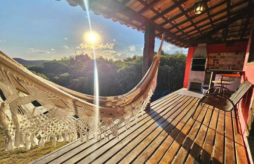 Chalés Vila Real - Tranquilidade na Serra de Carrancas - Piscina com uma vista espetacular do Pôr do Sol - Foto 24