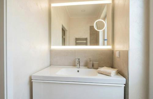 Royal Suite, 50 meters to Beach, 10th Floor, Panoramic View, Parking, Porta Mare Active & Spa - Foto 13