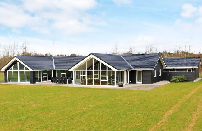 15 Person Holiday Home in Hojslev - Foto 1