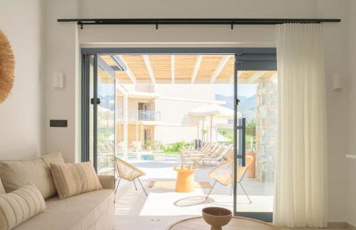 Pelagias Loft Villas Heated pool 5min walk from the beach - Photo 19