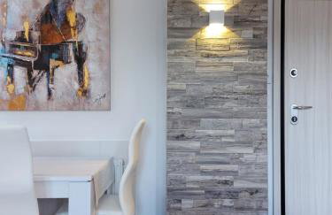 Apartments Square - Photo 1