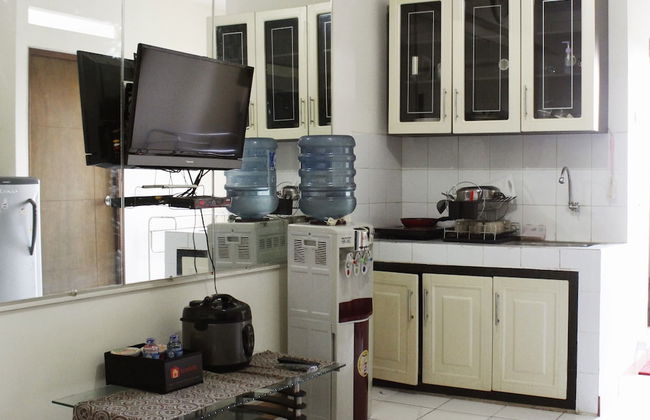 Minimalist 2BR Apartment at Gateway Ahmad Yani - Foto 16