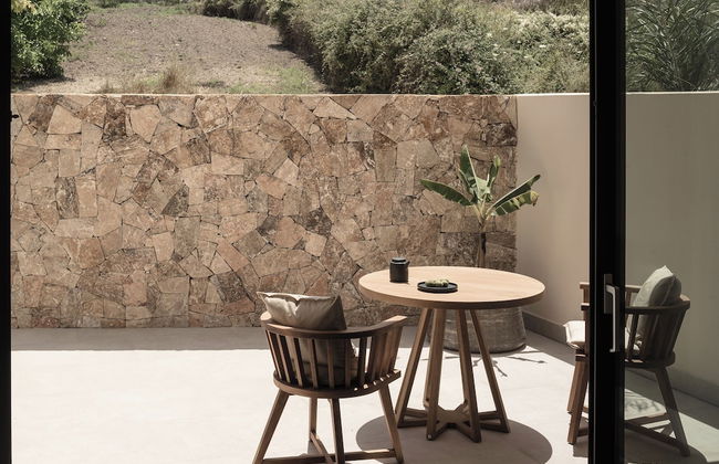 Seven Rocks Suites - Photo 43