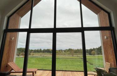 Rumiane pola - stodoła na Mazurach z widokiem na jezioro - Foto 34