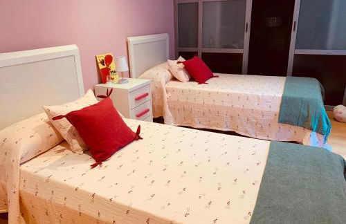 Ático en primera línea de playa - Foto 10