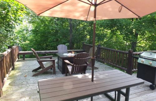 The Hillside Hideaway at Crystal Lake - Great Spa! - Foto 14