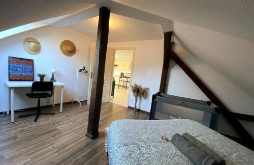 STRG Center at 10 min-Christmas market and 10min EU Parliament-WiFi-TV - Foto 20