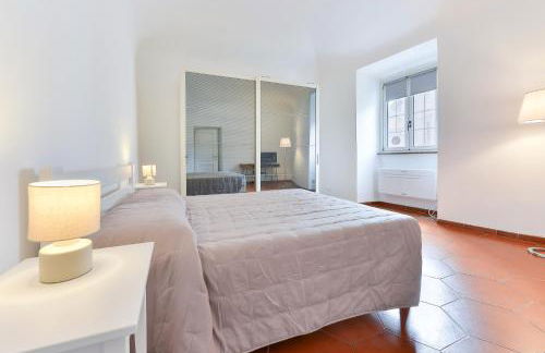 Lavinia's Apartment at Colosseo - Foto 1