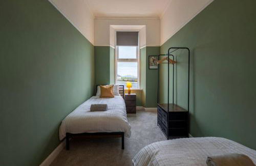 Sea View, 2 Bed Apartment, Central Largs - Foto 27