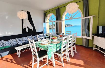 Apartamento con jardín a 11 metros de la playa. CG. - Foto 5