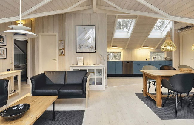 4 Person Holiday Home in Martofte - Photo 4