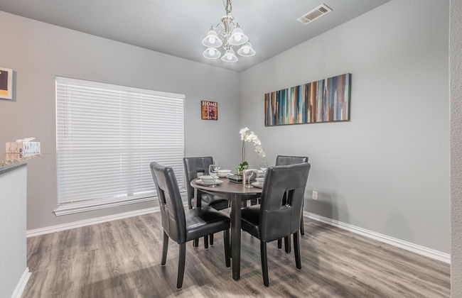 Luxury Townhome Collection GrandPrairie - Foto 27