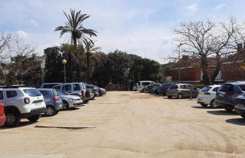 Apartment with pool near the beach and Barcelona by train - Photo 35