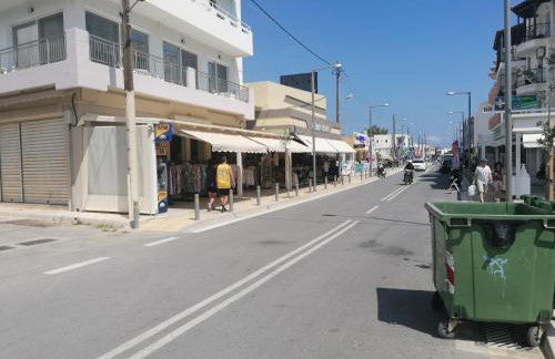 Holiday Home in a great location! Welcome to Crete! - Photo 3