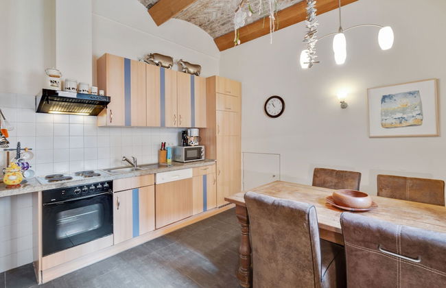 Spacious Apartment near Town Center in Mesch - Photo 22