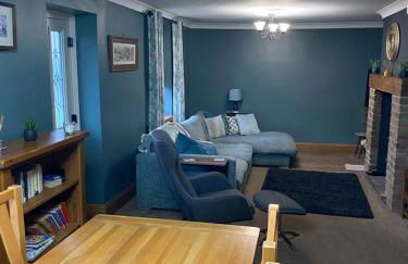 Ivy House, three bed cottage, parking garden - Foto 8